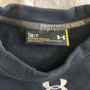 Under Armour Black Crewneck Sweater Fleece